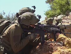 חיילי גדוד 101 בקו המוצבים בהר דוב (צילום: חדשות 12)