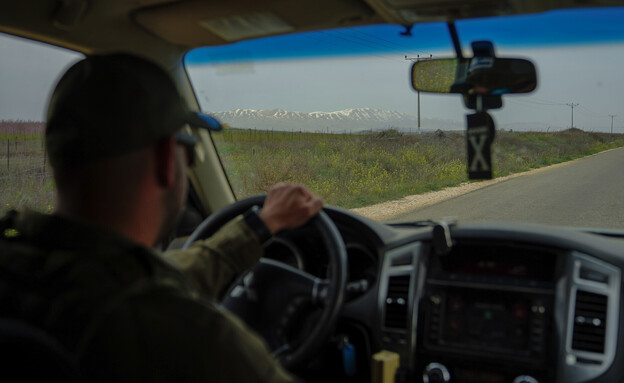 אנשי חיל ההנדסה במרחב החיץ בסוריה (צילום: עמית מרטין מנשרוף)