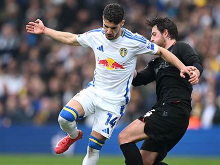 ומהרגע הראשון לידס היתה בעניינים (GETTY)