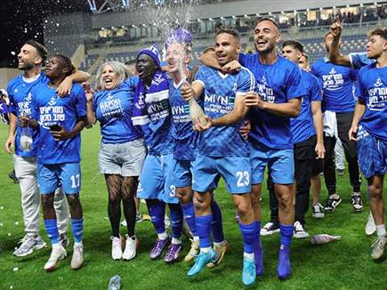 עונה ענקית שלהם (אלן שיבר)