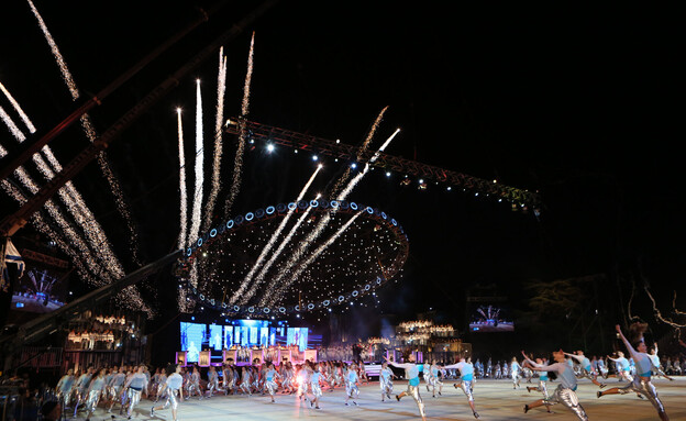 טקס הדלקת המשואות בהר הרצל (צילום: שלומי כהן, פלאש 90)