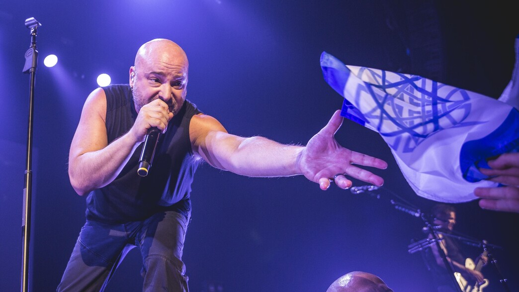 דיוויד דריימן, סולן להקת דיסטרבד