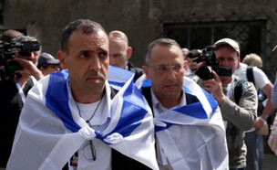 שורד השבי אלי שרעבי בריאיון מאושוויץ