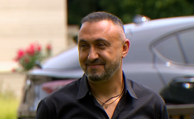 רוני אינסאז רוני אינסאז