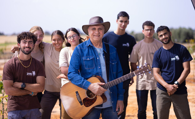 מיקי גבריאלוב וחברי ה"שומר החדש"