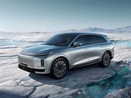 אקסלנטיקס ET - יותר גדול ממרצדס EQE-SUV