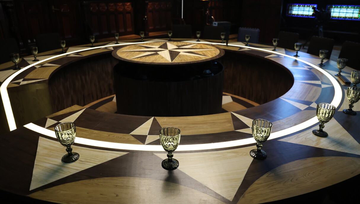 הטירה של הבוגדים 11