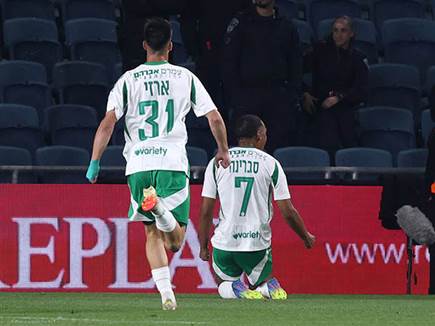 אך בדקה ה-30 סברינה קבע 0:1 אחרי טעות בהגנה (דני מרון)