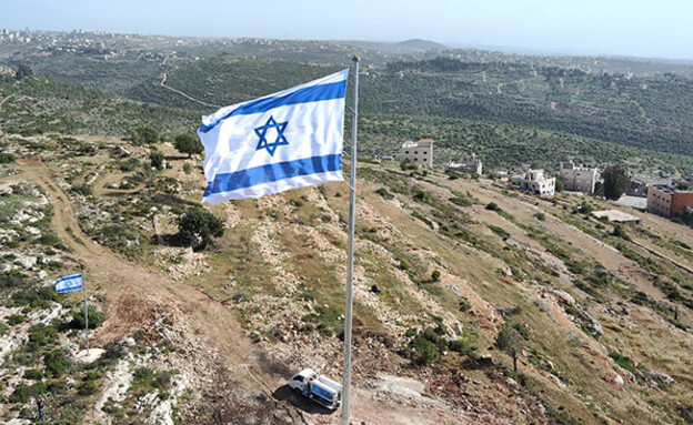 יעלה הדגל עטרת (צילום: שמחה שומכר)