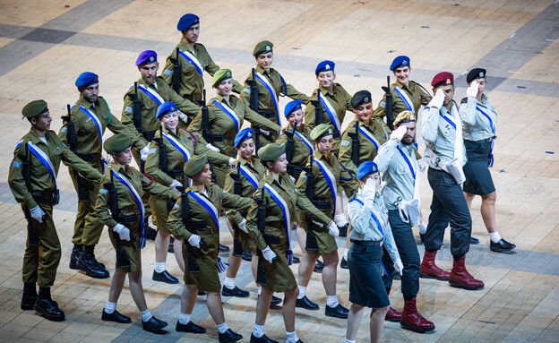 טקס הדלקת המשואות בהר הרצל (צילום: יונתן זינדל, פלאש 90)