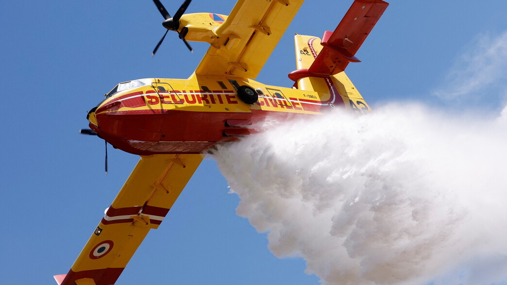 מטוס הכיבוי קנדהיר מטוס הכיבוי קנדהיר