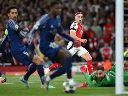 הדיפת ענק (Getty) (צילום: ספורט 5)