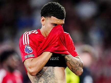 מעידה ביתית (GETTY)