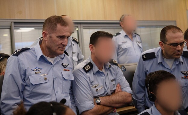 מפקד חיל האוויר ומפקד פיקוד הצפון (צילום: דובר צה