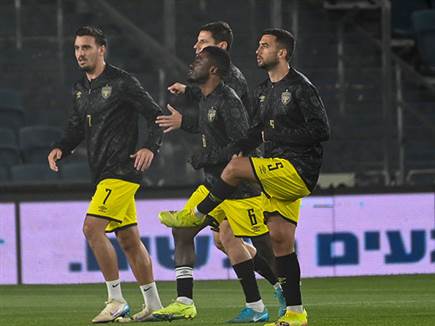 אחרי ההפסד למכבי חיפה (צילום: ברני ארדוב)