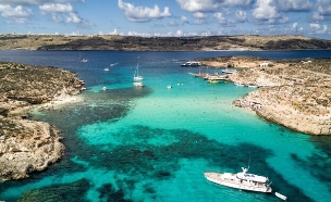  אשת טורס - מלטה (צילום: shutterstock)