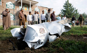 מטוס קרב של צבא הודו שהתרסק בעימותים עם פקיסטן (צילום: reuters)