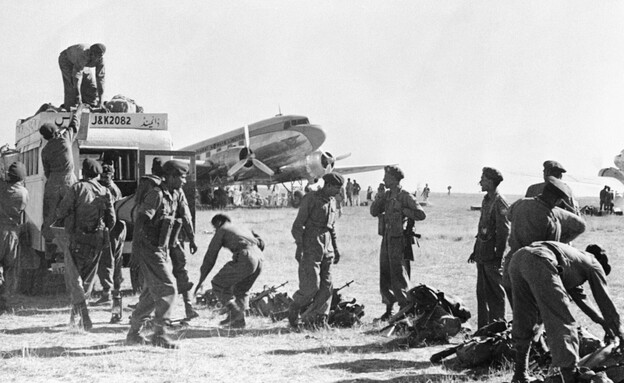 חיילים הודים בקשמיר 1947 (צילום: Bettmann , getty images)