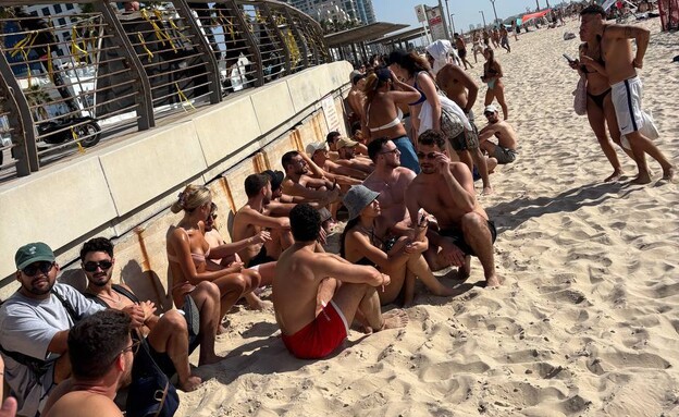 אזעקות בחוף טרומפלדור תל אביב (צילום: שימוש לפי סעיף 27א' לחוק זכויות יוצרים)