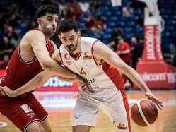 (עודד קרני) (צילום: ספורט 5)