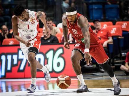 פוסטר, מהמצטיינים בשורות הפועל