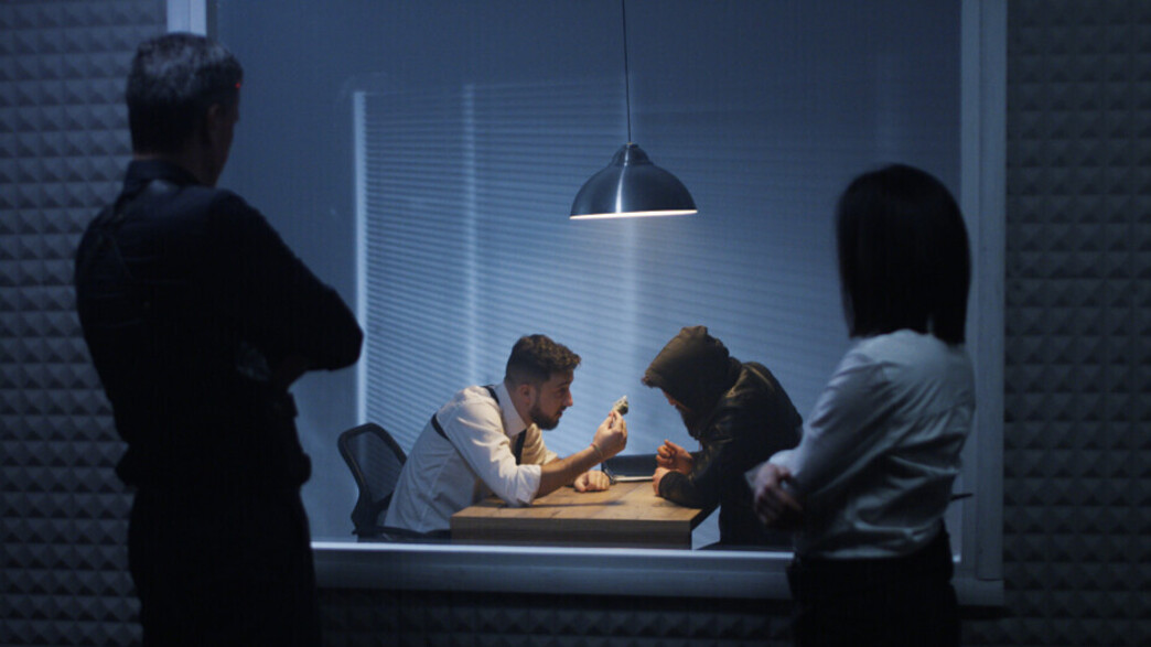 חקירה במשטרה חקירה במשטרה