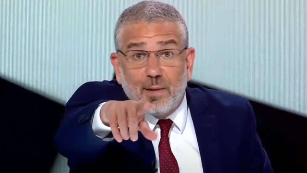 ינון מגל, הפטריוטים