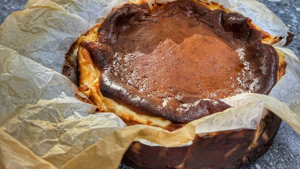 ליבי פטיסרי. עוגת גבינה באסקית