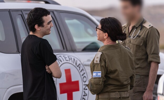 סמ״ר עידן אלכסנדר חובר לכוח צה״ל (צילום: דובר צה"ל)