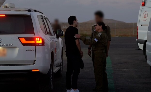 סמ״ר עידן אלכסנדר חובר לכוח צה״ל (צילום: דובר צה"ל) סמ״ר עידן אלכסנדר חובר לכוח צה״ל (צילום: דובר צה"ל)