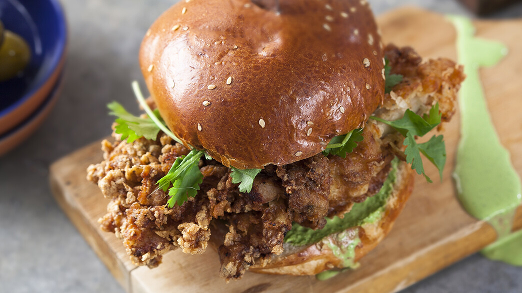 קריספי שניצל בלחמניה