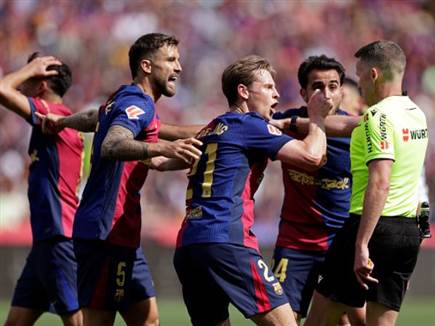 סערת ה-VAR החדשה (GETTY)