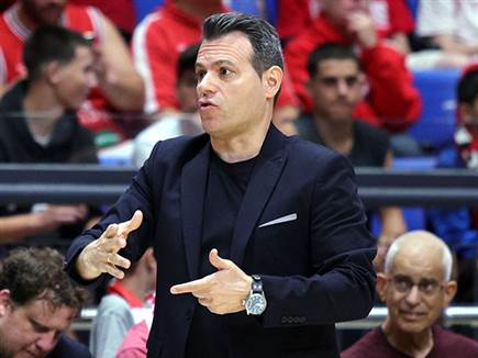 “רוצה לבנות את הקבוצה הטובה בתולדות הכדורסל“ (אלן שיבר) (צילום: ספורט 5)