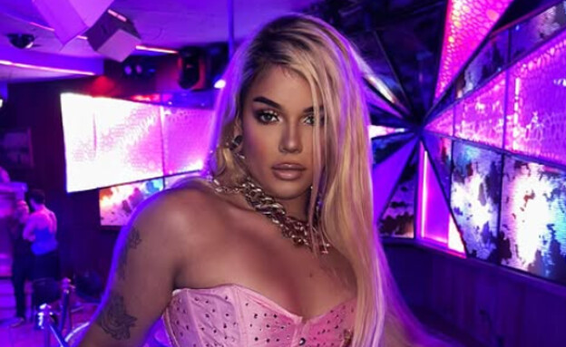 מלכת הדראג אג'ה מיאקה-מוגלר (צילום: ajathekween, instagram)
