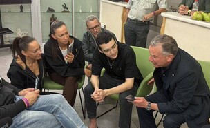 עידן אלכסנדר משוחח עם הנשיא טראמפ