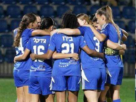 (הפועל פ"ת) (צילום: ספורט 5)