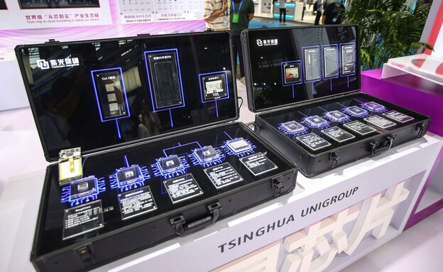 השבבים של חברת Tsinghua Unigroup (צילום: AFP via Getty Images, GETTYIMAGES)