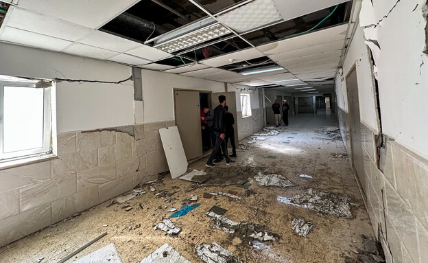 התקיפה הישראלית בבית החולים האירופאי בעזה (צילום: עבד רחים חטיב, פלאש 90)