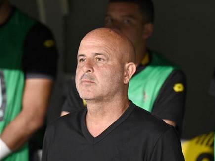 אבוקסיס יצא מרוצה מהמחצית השנייה (ברני ארדוב)