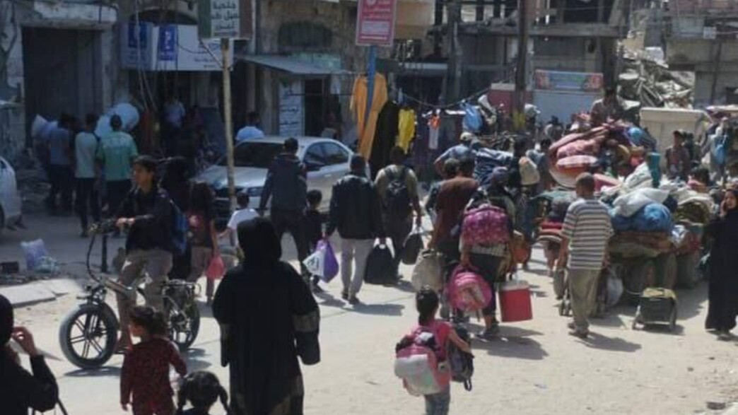 המוני עזתים מתפנים המוני עזתים מתפנים