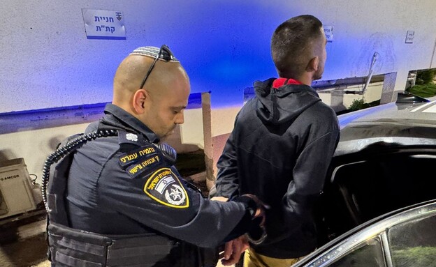 החשוד שירק על קצינת צה"ל (צילום: דוברות המשטרה)