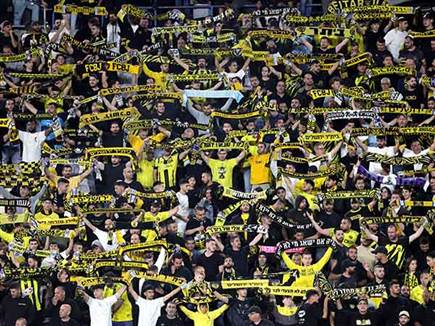 קהל גדול ליווה את בית&ldquo;ר (צילום: אלן שיבר)