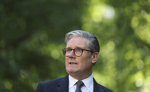 ראש ממשלת בריטניה קיר סטארמר (צילום: AP)