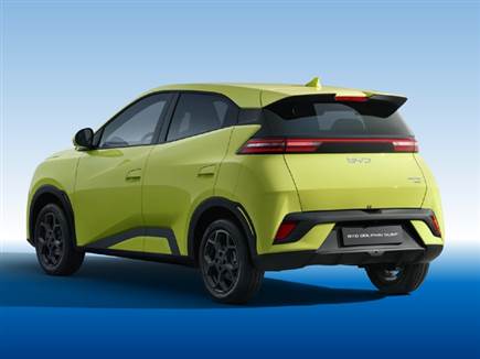 BYD דולפין Surf - עם 88 כ“ס או 156 כ“ס. ומה טווחי הנסיעה? (צילום: ספורט 5)