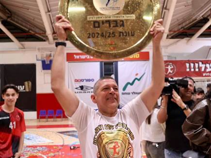 (הדר ואן קולא, איגוד הכדוריד) (צילום: ספורט 5)