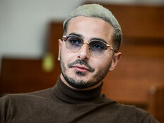 סיימון לבייב