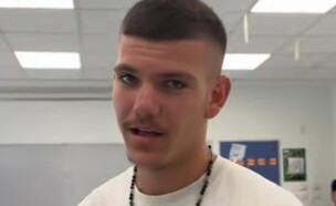 נדב חנציס (צילום: TikTok)