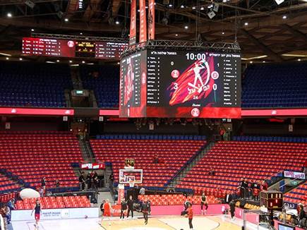 ההיכל ייצבע אדום (אלן שיבר)