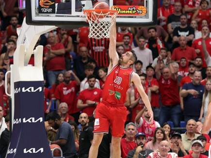 טימור נתן משחק מצוין (שיבר)