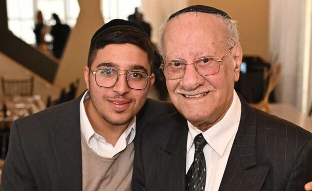 עמנואל משולם עם יאיר סעדו (צילום: באדיבות יאיר סעדו)